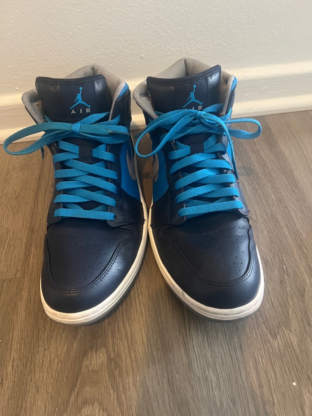 Jordan High-Top Sneakers in Black and Blue
